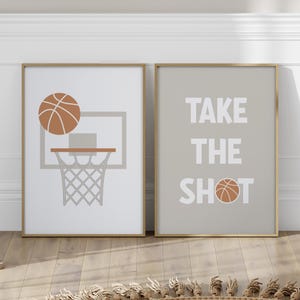 Pósteres de aro de baloncesto y frase "tomar el tiro" para niños - Ilustración en beige, blanco y naranja