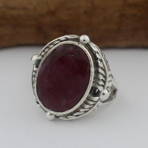 Indian Ruby Ring 925 Sterling Silver Ring Oval Gemstone Ring Statement Ring Split Band Ring Anniversary Ring Handmade Jewelry