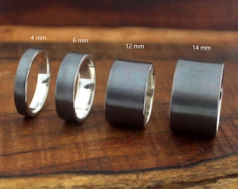 Donker geoxideerde matte afwerking Comfortabele pasvorm bandring, brede bandring, duimring, platte bandring, 2 mm tot 15 mm Alle bandbreedtes beschikbaar
