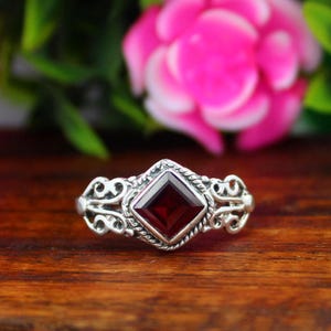 Red Garnet Ring, 925 Sterling Silver Ring, Garnet Silver Ring, Gift For Her, Handmade Christmas Gift, Christmas Gift, Wedding Women Ring