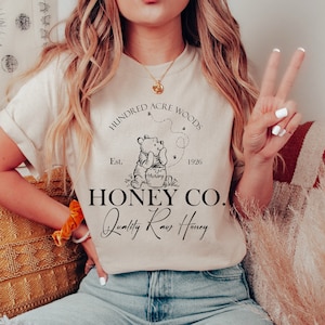 Winnie-the-Pooh shirt vintage love reading clothes light academia book tshirt teacher librarian child gift birthday Christmas literature tee