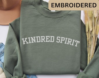 Sudadera con bordado de fandom de Tejas Verdes, suéter de Bookstagram, academia ligera, regalo literario, cuello redondo literario, ropa de lectura