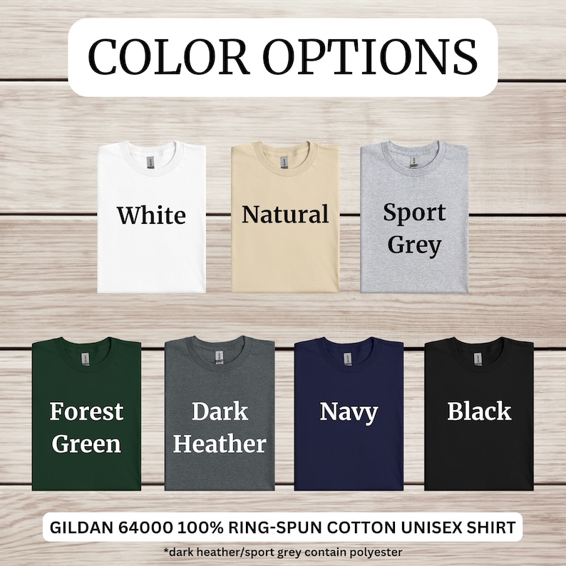 K&ouml;nnte beinhalten: Eine Auswahl an Gildan 64000 100% ringgesponnenen Unisex-Shirts in verschiedenen Farben, darunter Wei&szlig;, Natur, Sportgrau, Waldgr&uuml;n, Dunkelgrau meliert, Marineblau und Schwarz. Der Text "Gildan 64000 100% Ring-Spun Cotton Unisex Shirt" und "*dark heather/sport grey contain polyester" ist unter den Shirts abgebildet.