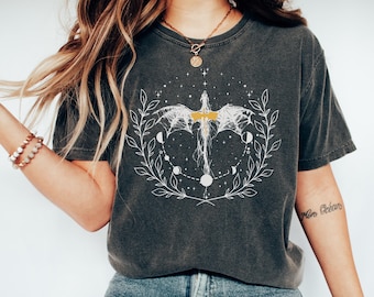 Dragon Comfort Colors® Shirt Romantasy Book Fandom Merch Bookish Dragon Bookworm Gift for Her Booktok Booknerd Read Tshirt Booklover Tee