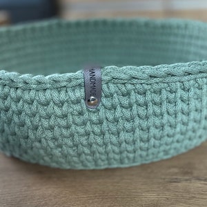 Crochet basket with wooden bottom different sizes