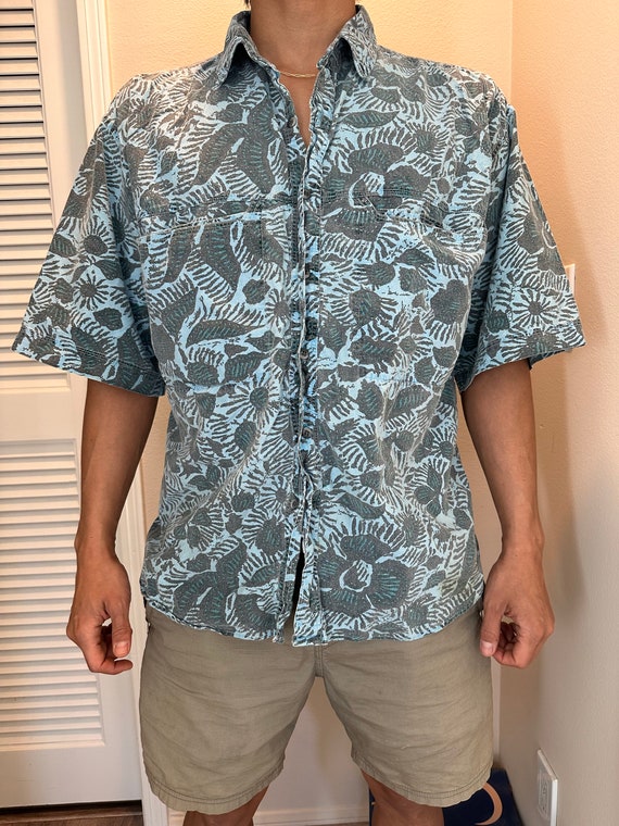 Vintage Hawaiian Style shirt