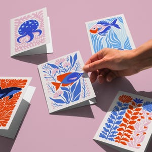 Set de 5 tarjetas oceánicas, paquete de tarjetas abstractas de vida marina, postal de pulpo, tarjeta de tiburón, descarga digital, set de tarjetas modernas de papelería costera