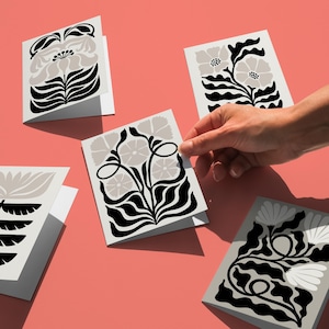 Jeu de cartes imprimables florales monochromes, 5 cartes de voeux botaniques numériques, paquet de cartes élégant noir et blanc, cartes vierges bohèmes toutes occasions