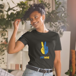 No War - Short-Sleeve Unisex T-Shirt
