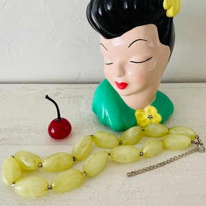 Vintage 60s Swirled Lemon Meringue Yellow Lucite Large Chunky Necklace | 18&quot;-21&quot; Adjustable Length | Bright Summer | Fashionable | Beads