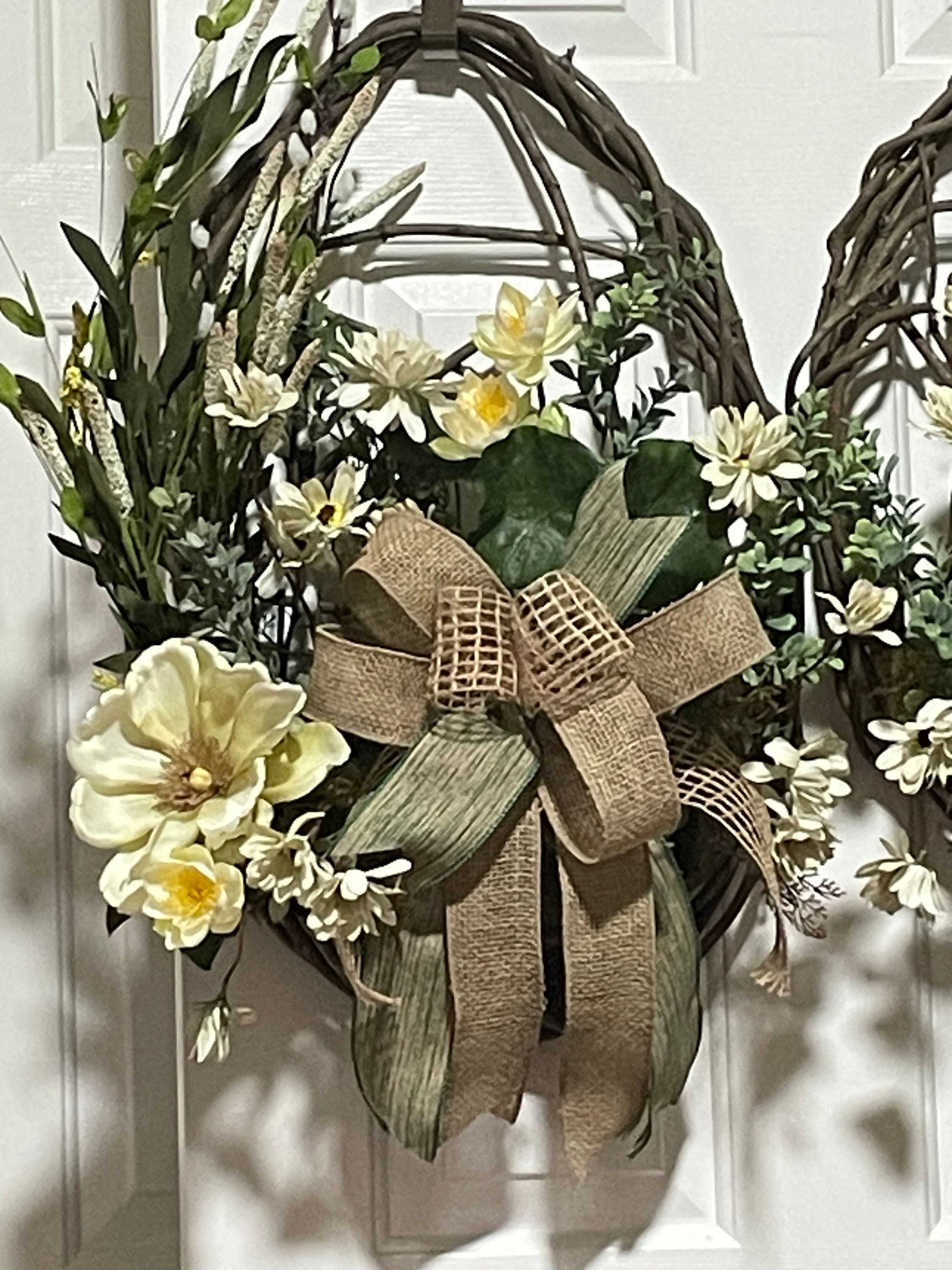Handmade Grapevine Swag Basket, Large Vines With Day Lillies, Boxwood