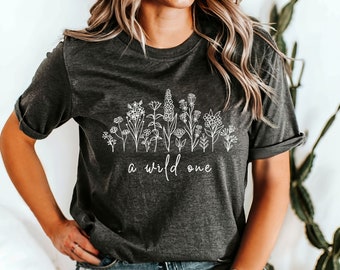 Wild Flower Shirt for Women, Florist Shirt Gift, Floral Shirts, Botanical Shirts, Spring Flower Shirts, Best Friend Gift, Gardening Shirts