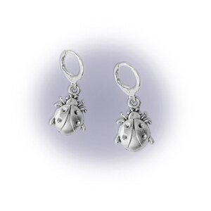 Pendientes Mariquita