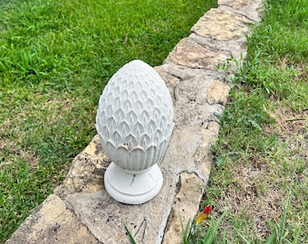 Tropical Charm: Pineapple Shaped Cast Stone Statue - 100% Cast Stone, Customizable, Perfect Home and Outdoor Decor