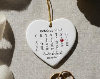 Personalized Wedding Calendar Ornament, Custom Ceramic Newlywed Gift, Just Married Christmas Ornament with Names, Wedding Gift for Couple