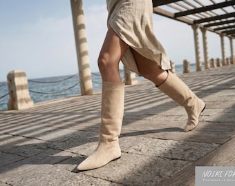 Botas altas de ante beige hasta la rodilla: botas altas minimalistas de cuero plano para mujer