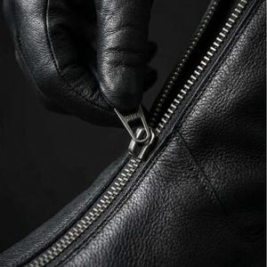 Zwart leren halfhoge laarzen, schoenen met rits aan de voorkant dames, minimalistisch handgemaakt, designerschoenen afbeelding 12
