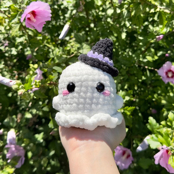 Crochet Ghost Plushie with Witch Hat | Cute Spooky Plush Toy | Halloween | Gift