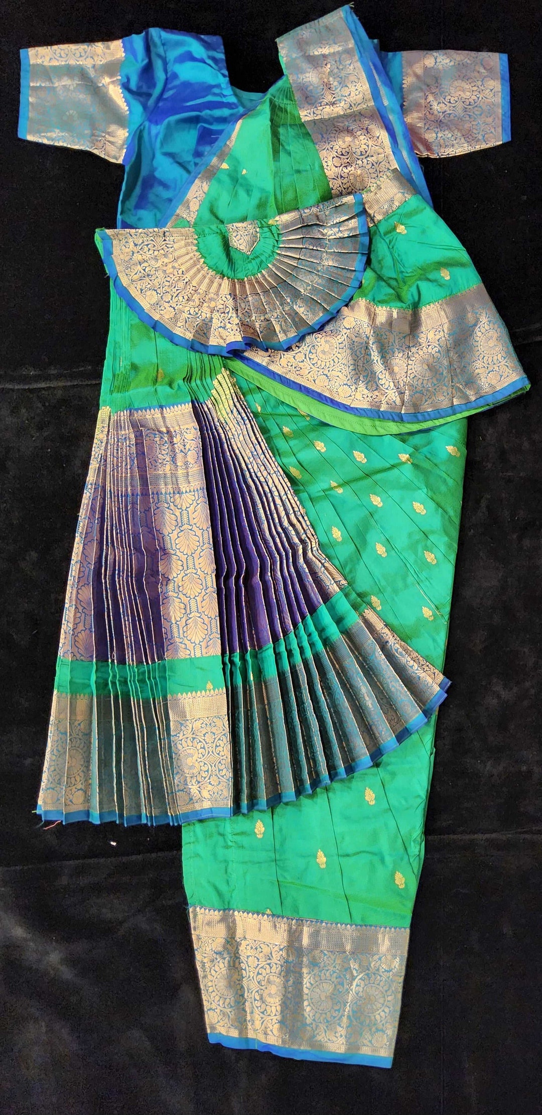 green bharatanatyam dress Bharatanatyam Costume Green Purple Silk main image 1