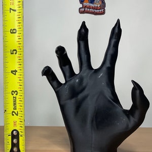 Wall-mounted Monster hands Small