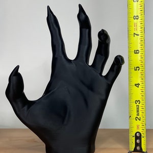 Wall-mounted Monster hands Large