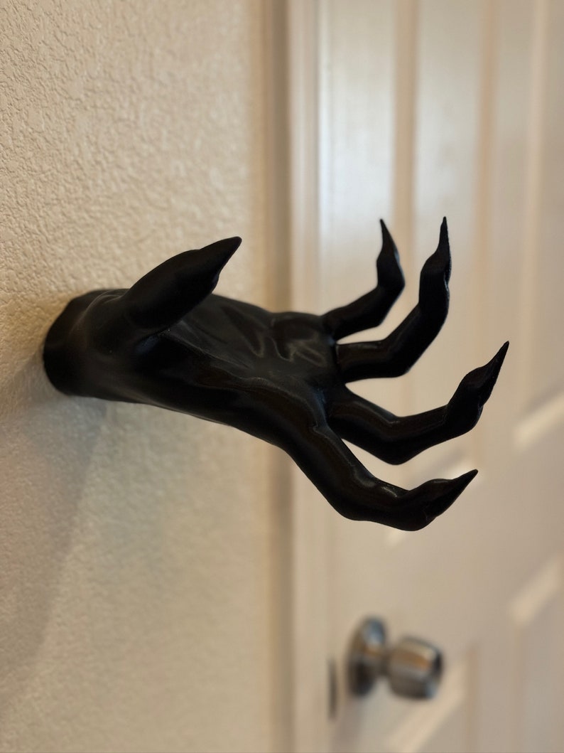 Wall-mounted Monster hands image 1