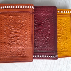 Carteras de piel para hombre.