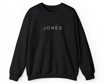 Jones Coast Salish Eule Unisex Heavy Blend ™ Crewneck Sweatshirt