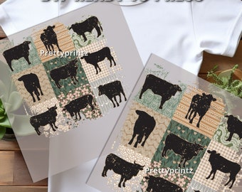 Könnte beinhalten: Ein transparentes Blatt Transferpapier mit einem Patchwork-Muster, das schwarze Kuhsilhouetten auf einem Hintergrund aus grünen, braunen und weißen Blumenmustern zeigt. Der Text "DTG READY TO PRESS" befindet sich oben auf dem Blatt. Der Text "Prettyprintz" erscheint zweimal auf dem Blatt.