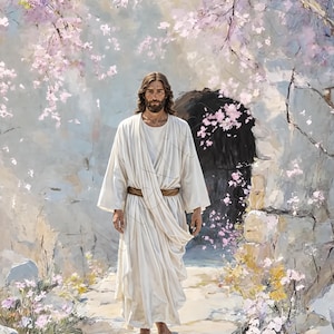 Puede incluir: Una pintura artística representa una figura con una túnica blanca, de pie en un camino de piedra. La figura tiene cabello castaño largo y barba. Ramas florales rosas enmarcan la escena, con una entrada oscura a una cueva en el fondo. El tema general es religioso.