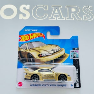 HotWheels livre Super Silhouette Nissan Silvia (515) matrice de voiture. Carte courte. Petite fissure dans le blister !!