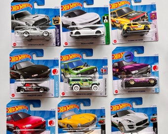 Livraison gratuite, choisissez votre voiture Hot Wheels préférée ! Aston Martin, BMW, Honda Civic, Nissan Skyline, Mazda MX-5 Miata, Delorean, Jaguar.