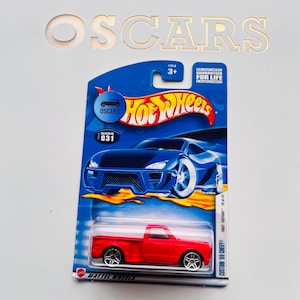 Chevrolet 69 personnalisée, édition spéciale rouge Hot Wheels, rare voiture de collection moulée sous pression, réplique du modèle ! Cadeau idéal pour un homme et un garçon ou une fille !