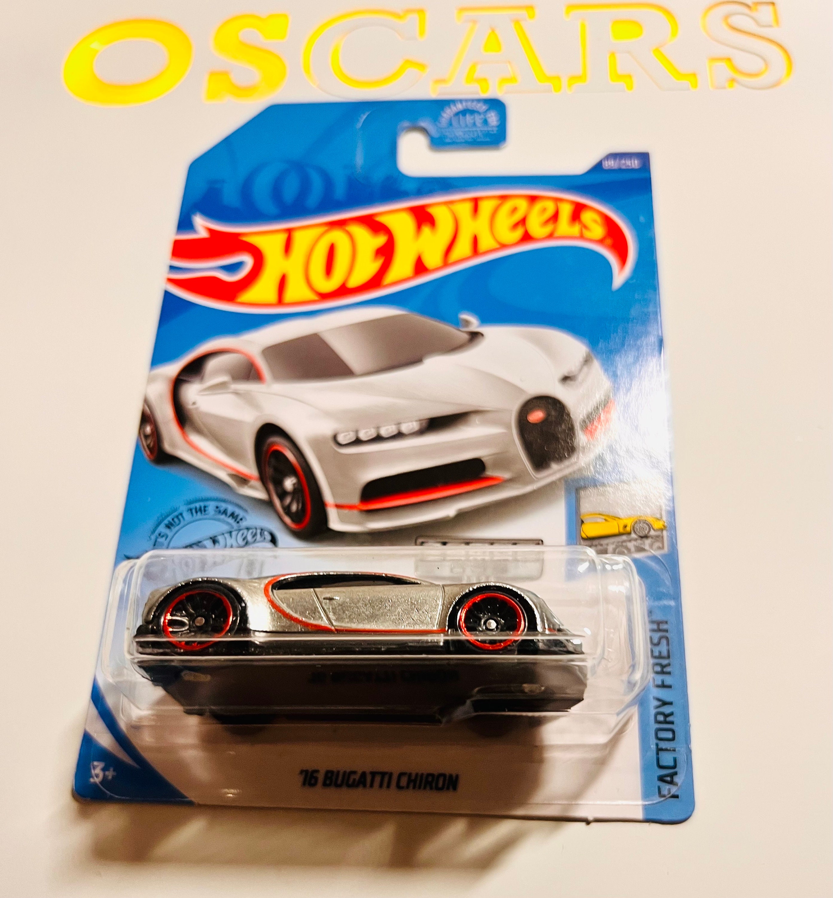 Hot Wheels Factory Fresh 7/10 '16 Bugatti Chiron 89/250, Negro-764248