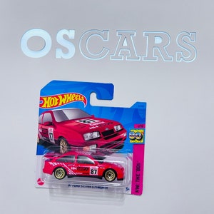 Voiture moulée sous pression Ford Sierra Cosworth 87 HotWheels. Carte courte.