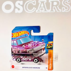 Voiture moulée sous pression HotWheels Datsun Bluebird Wagon (510). Carte courte.