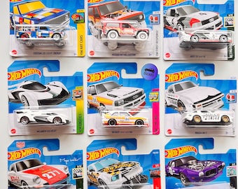 Hot Wheels, Choose your favorite diecast car! Audi, Ford, Nissan and others!