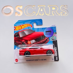 Hotwheels Mercedes Benz 560 SEC AMG ! Carte courte ! Article rare à offrir pour les garçons et les filles.