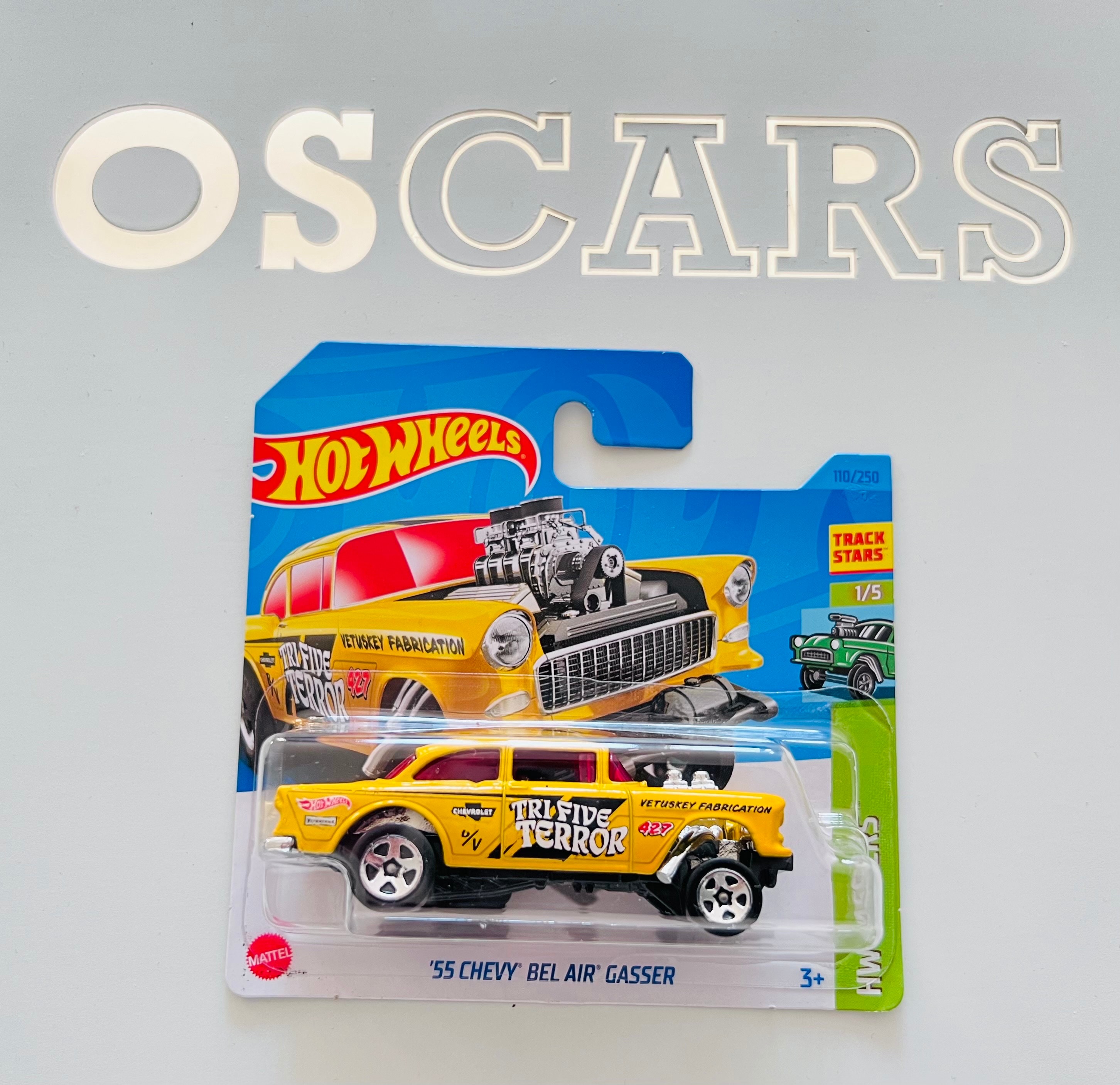 Hot Wheels ´55 Chevy Bel Air Gasser 1:64 – Rot, HW Speed Graphics Serie, Stoßfest