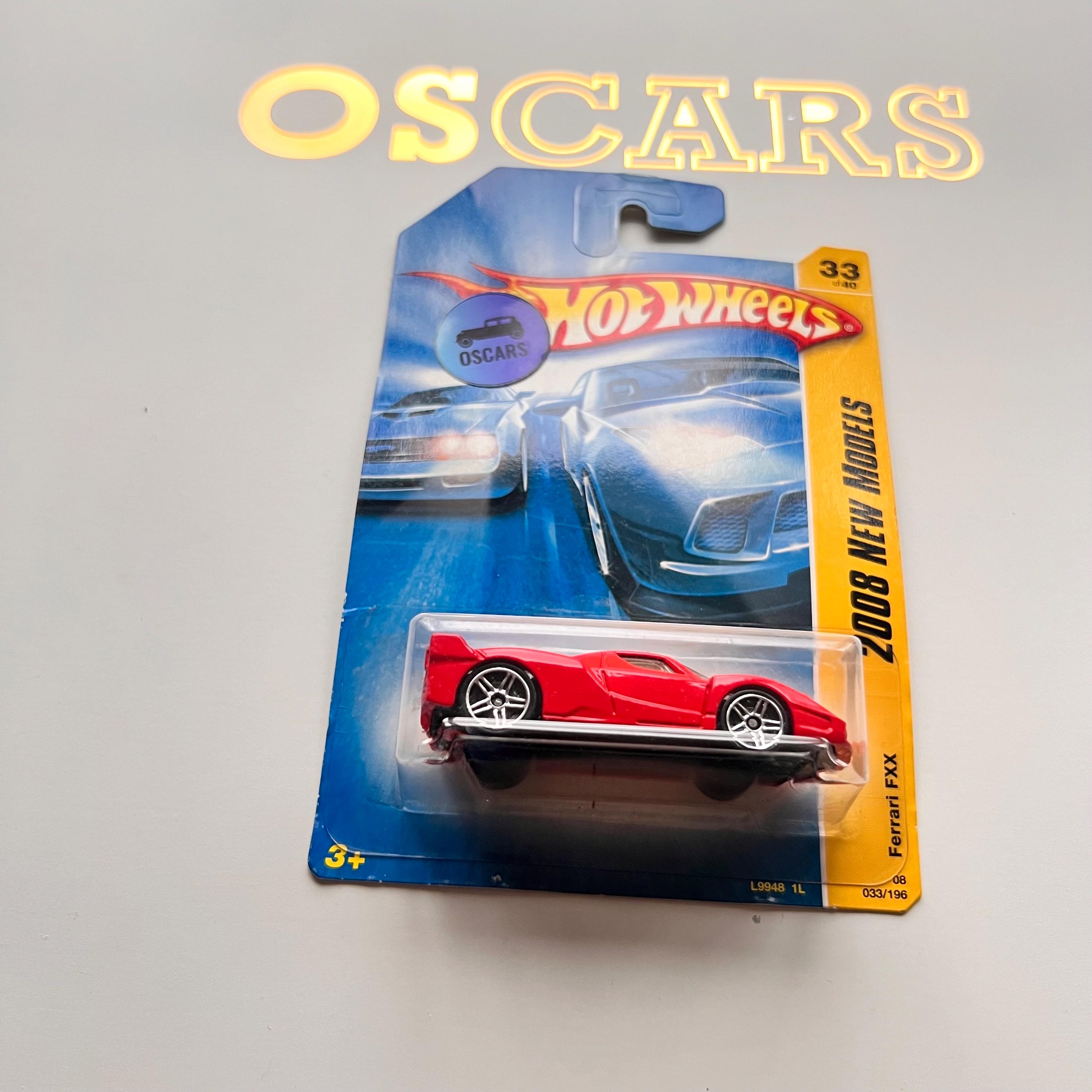 フェラーリFXX（レッド）、ホットウィールのダイキャスト製