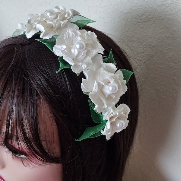 Ivory Flower Wedding Headband Tiara, Statement Wedding Tiara, Wedding Floral Crown, Bridal Flower Tiara, Wedding Flower Headband