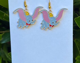 ディズニー　ダンボ　ピアス　イヤリング ディズニー ダンボ イヤリング - Etsy 日本