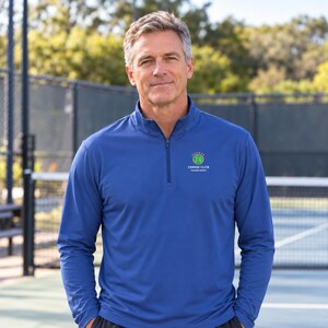 Personalized Tennis Quarter-Zip Pullover, Custom Club Name, Tennis Team Gift afbeelding 1