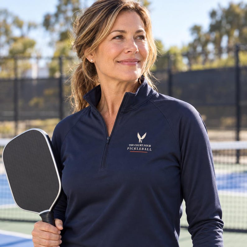 Pull-over à col zippé personnalisé pour pickleball, nom du club personnalisé, The Erne Club, cadeau pour les équipes de pickleball image 1
