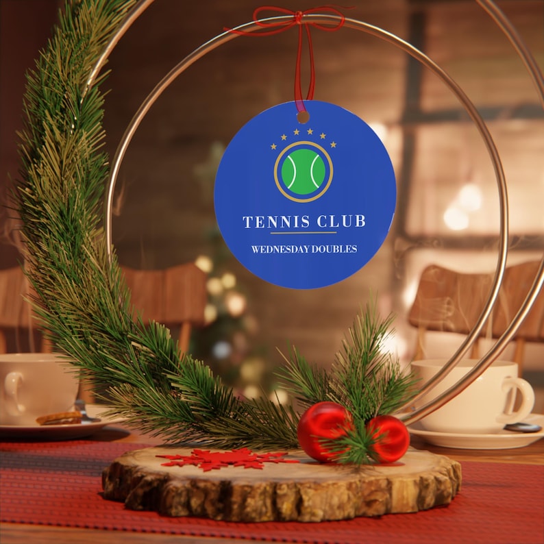 Personalisierter Tennis-Weihnachtsschmuck, individueller Vereinsname, Geschenk für Tennisteams, zweiseitiger Metallschmuck, Geschenk für Tennisspieler Bild 10