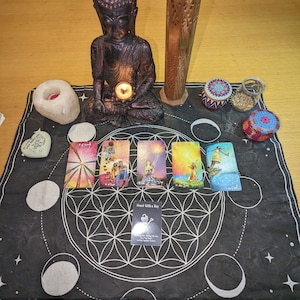 Liefde en relatie psychische tarotlezing 5 kaarten plus 1 liefde orakelkaartbericht
