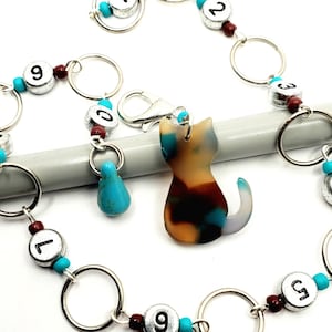 Cat Knitting Row Counter, Turquoise Bead, Snag-Free Chain