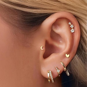 Pierced Earring Set Gold Stacking Earring Hoops Minimal Ear Stack for Multiple Piercing Earring Everyday Pierced Earring For Daughter Gift