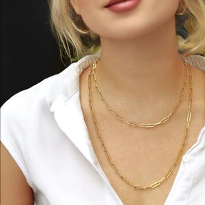 Collana con catena in oro – Delicata collana a strati, catena minimalista, stile graffetta, regalo per lei