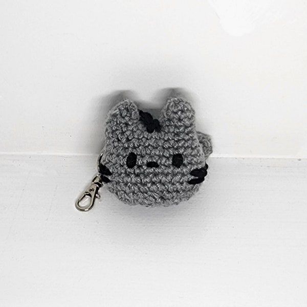 Customized Crochet/Amigurumi Cat Keychain/Ornament